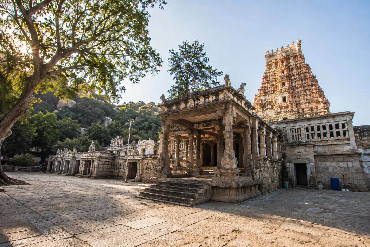 Chandira Choodeswarar Temple in Hosur near the Chennai to Hosur taxi destination