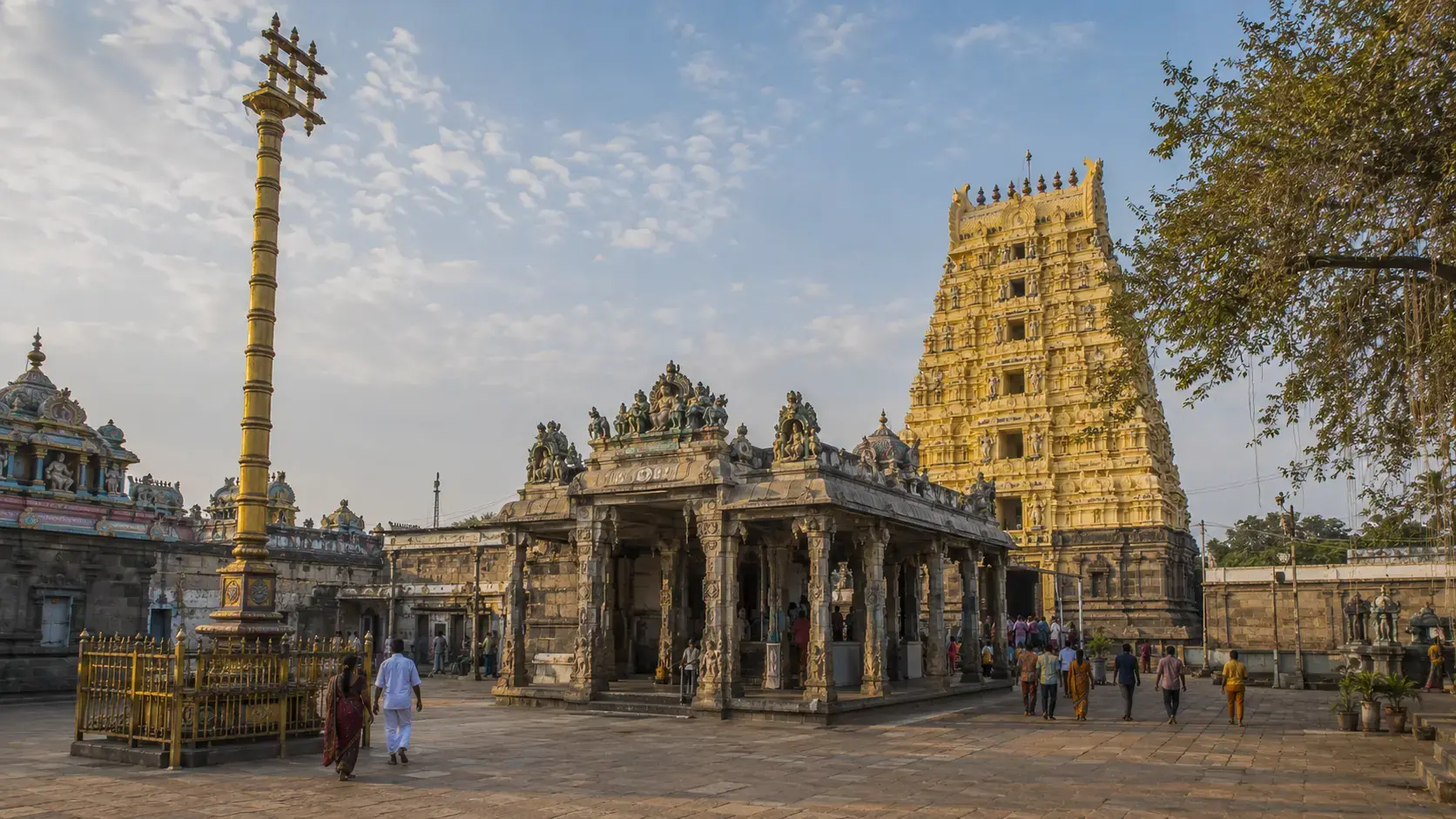 Kamakshi Amman Temple, Kanchipuram Kamakshi Amman Temple in Kanchipuram Tamil Nadu